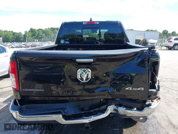 ✅ 2020 Ram 1500 Big Horn • VIN: 1C6RRFFG8LN120583 • Lot: 42320101. Listed on IAAI with 55,263 mi. Free auction sales archive from the USA and detailed vehicle history report at DreamBid. Image 16.