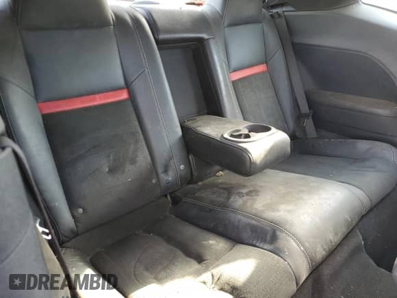 2009 Dodge Challenger SRT-8 z VIN 2B3LJ74W29H563241, wystawiony jako Copart lot #73367354 z przebiegiem Nie podano mil oraz Czysty tytuł • Clean title. Historia ofert i sprzedaży dostępna na DreamBid. Obrazek 10.