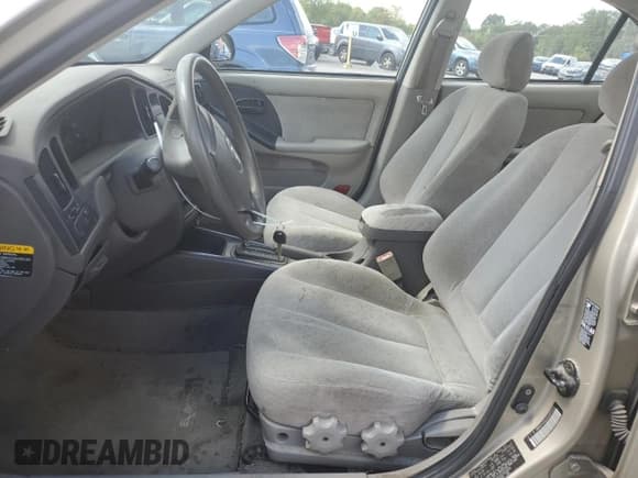 ✅ 2005 Hyundai Elantra GLS • VIN: KMHDN46D25U953695 • Lot: 72011275. Wystawiony na Copart z przebiegiem 96 885 mil. Bezpłatny archiwum sprzedaży aukcyjnych z USA i szczegółowy raport historii pojazdu na DreamBid. Zdjęcie 7.