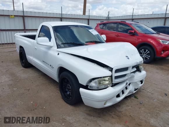 ✅ 2001 Dodge Dakota SLT • VIN: 1B7GL26Z61S288118 • Lot: 42587020. Wystawiony na IAAI z przebiegiem 108 006 mil. Bezpłatny archiwum sprzedaży aukcyjnych z USA i szczegółowy raport historii pojazdu na DreamBid. Zdjęcie 1.