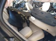 ✅ 2017 Jaguar F-Pace 35t Premium • VIN: SADCJ2BV8HA047348 • Lot: 41750084. Wystawiony na IAAI z przebiegiem Nie podano. Bezpłatny archiwum sprzedaży aukcyjnych z USA i szczegółowy raport historii pojazdu na DreamBid. Zdjęcie 8.