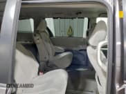 ✅ 2012 Toyota Sienna LE • VIN: 5TDKK3DC2CS242816 • Лот: 93912105. Опубликован ранее на Copart с пробегом 288 438 миль. Бесплатный доступ к архиву аукционных продаж из США и подробный отчёт об истории автомобиля на DreamBid. Изображение 11.