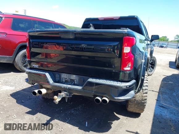 ✅ 2021 Chevrolet Silverado 1500 LT Trail Boss • VIN: 3GCPYFEL2MG223896 • Lot: 42156211. Wystawiony na IAAI z przebiegiem 108 623 mil. Bezpłatny archiwum sprzedaży aukcyjnych z USA i szczegółowy raport historii pojazdu na DreamBid. Zdjęcie 20.