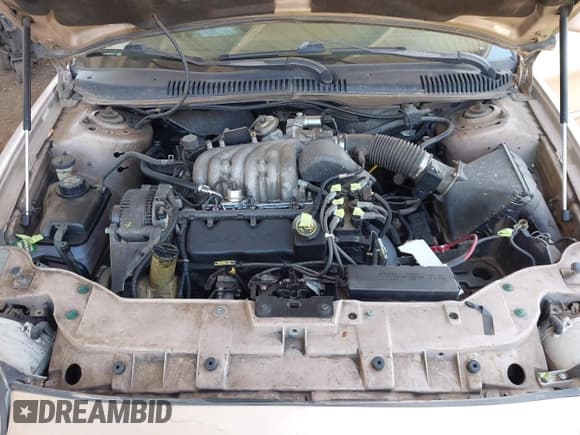 ✅ 1997 Ford Taurus GL • VIN: 1FALP57U9VG217727 • Lot: 42879165. Wystawiony na IAAI z przebiegiem 108 138 mil. Bezpłatny archiwum sprzedaży aukcyjnych z USA i szczegółowy raport historii pojazdu na DreamBid. Zdjęcie 10.