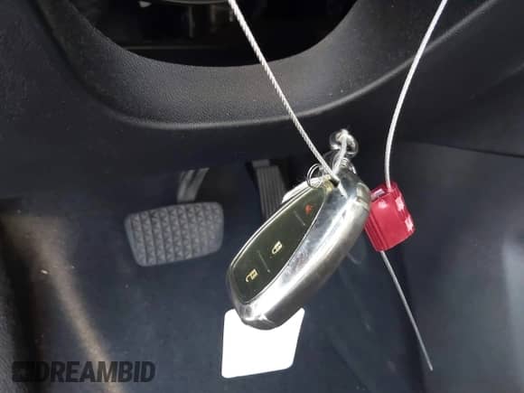 2018 Chevrolet Equinox LT с VIN 2GNAXJEV3J6193495, выставлен на аукционе IAAI как лот 43306300 с пробегом 139 270 миль миль и . История ставок и продаж доступна на DreamBid. Изображение 11.