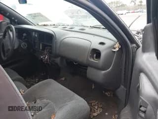 ✅ 1998 Dodge Dakota SLT • VIN: 1B7GL22X1WS615049 • Lot: 41369967. Wystawiony na IAAI z przebiegiem 259 598 mil. Bezpłatny archiwum sprzedaży aukcyjnych z USA i szczegółowy raport historii pojazdu na DreamBid. Zdjęcie 5.