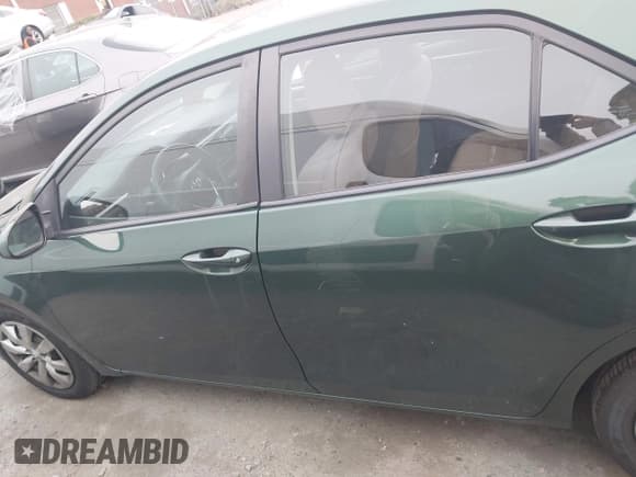 ✅ 2014 Toyota Corolla L • VIN: 2T1BURHE7EC048853 • Lot: 43608729. Wystawiony na IAAI z przebiegiem 155 596 mil. Bezpłatny archiwum sprzedaży aukcyjnych z USA i szczegółowy raport historii pojazdu na DreamBid. Zdjęcie 14.