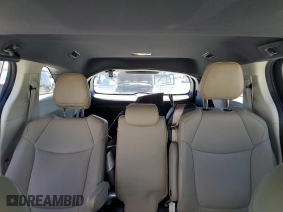✅ 2021 Toyota Sienna XLE • VIN: 5TDYRKEC2MS018607 • Lot: 58129314. Listed on Copart with 69,426 mi. Free auction sales archive from the USA and detailed vehicle history report at DreamBid. Image 10.