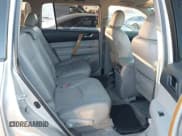 ✅ 2008 Toyota Highlander Limited • VIN: JTEEW44A882001181 • Lot: 43904052. Listed on IAAI with 286,076 mi. Free auction sales archive from the USA and detailed vehicle history report at DreamBid. Image 8.