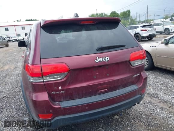 ✅ 2017 Jeep Grand Cherokee Altitude • VIN: 1C4RJFAGXHC688571 • Lot: 42689557. Listed on IAAI with 145,121 mi. Free auction sales archive from the USA and detailed vehicle history report at DreamBid. Image 16.