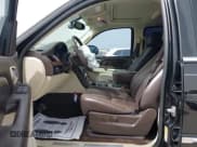 ✅ 2013 Cadillac Escalade ESV Platinum Edition • VIN: 1GYS3KEF4DR222867 • Лот: 41784252. Опубликован ранее на IAAI с пробегом 61 673 миль. Бесплатный доступ к архиву аукционных продаж из США и подробный отчёт об истории автомобиля на DreamBid. Изображение 5.