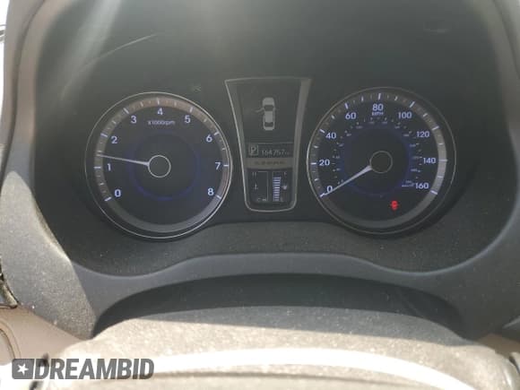 ✅ 2013 Hyundai Azera • VIN: KMHFG4JG4DA240690 • Лот: 57465565. Опубликован ранее на Copart с пробегом 164 757 миль. Бесплатный доступ к архиву аукционных продаж из США и подробный отчёт об истории автомобиля на DreamBid. Изображение 9.