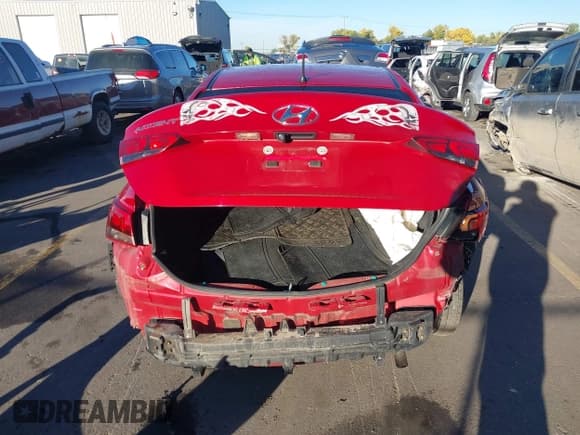 ✅ 2019 Hyundai Accent SE • VIN: 3KPC24A36KE072807 • Lot: 43471963. Listed on IAAI with 143,829 mi. Free auction sales archive from the USA and detailed vehicle history report at DreamBid. Image 17.