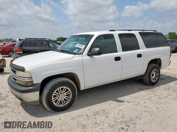 ✅ 2006 Chevrolet Suburban LS • VIN: 3GNEC16Z56G199292 • Лот: 56905005. Опубликован ранее на Copart с пробегом 198 220 миль. Бесплатный доступ к архиву аукционных продаж из США и подробный отчёт об истории автомобиля на DreamBid. Изображение 1.
