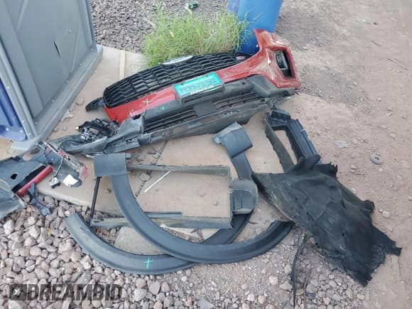 ✅ 2025 Ford Explorer ST • VIN: 1FMWK8GC0SGA20046 • Lot: 85372265. Listed on Copart with 11,226 mi. Free auction sales archive from the USA and detailed vehicle history report at DreamBid. Image 13.