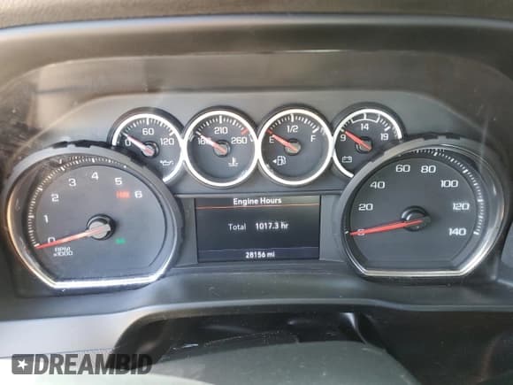 ✅ 2022 Chevrolet Silverado 1500 LT Trail Boss • VIN: 1GCPYFED5NZ169908 • Lot: 85743335. Wystawiony na Copart z przebiegiem 28 156 mil. Bezpłatny archiwum sprzedaży aukcyjnych z USA i szczegółowy raport historii pojazdu na DreamBid. Zdjęcie 8.