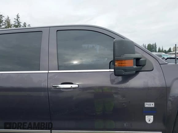 ✅ 2015 Chevrolet Silverado 2500HD LTZ • VIN: 1GC1KWE86FF572504 • Лот: 43583882. Опубликован ранее на IAAI с пробегом 157 933 миль. Бесплатный доступ к архиву аукционных продаж из США и подробный отчёт об истории автомобиля на DreamBid. Изображение 14.