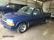 ✅ 2001 Chevrolet S-10 LS • VIN: 1GCCS19561K159493 • Лот: 55622415. Опубликован ранее на Copart с пробегом 86 979 миль. Бесплатный доступ к архиву аукционных продаж из США и подробный отчёт об истории автомобиля на DreamBid. Изображение 1.