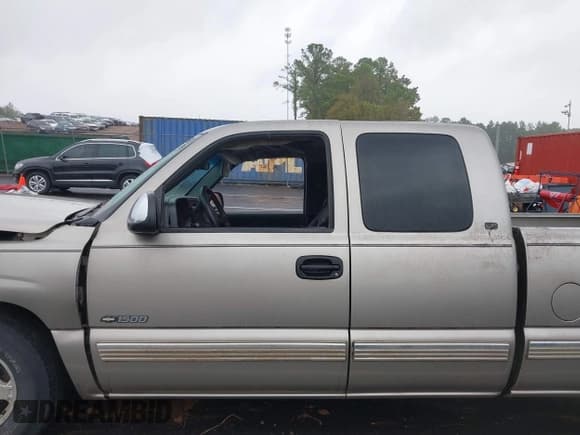 ✅ 1999 Chevrolet Silverado 1500 LS • VIN: 2GCEC19TXX1157632 • Lot: 43547678. Listed on IAAI with 242,857 mi. Free auction sales archive from the USA and detailed vehicle history report at DreamBid. Image 15.