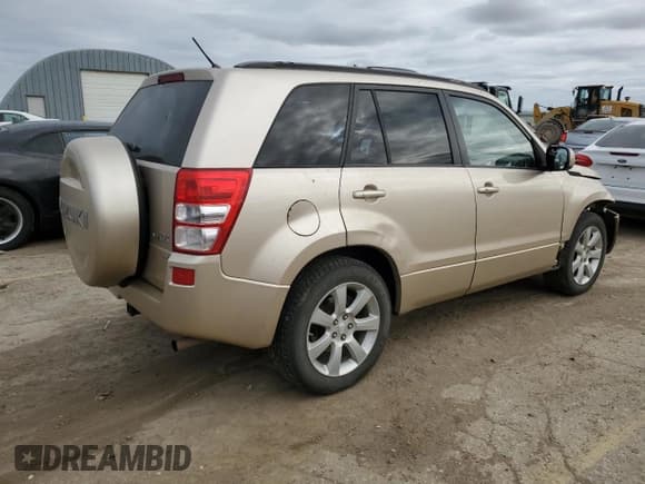 ✅ 2012 Suzuki Grand Vitara Limited • VIN: JS3TD0D78C4100175 • Lot: 90489365. Listed on Copart with 184,233 mi. Free auction sales archive from the USA and detailed vehicle history report at DreamBid. Image 3.