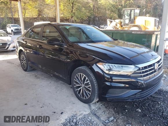 ✅ 2021 Volkswagen Jetta S • VIN: 3VWC57BUXMM074291 • Лот: 82718065. Опубликован ранее на Copart с пробегом 47 674 миль. Бесплатный доступ к архиву аукционных продаж из США и подробный отчёт об истории автомобиля на DreamBid. Изображение 4.