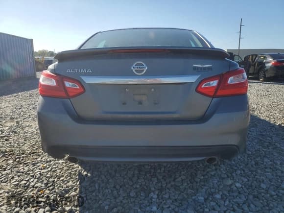 ✅ 2017 Nissan Altima SR • VIN: 1N4AL3AP0HN303406 • Lot: 92231145. Listed on Copart with 116,430 mi. Free auction sales archive from the USA and detailed vehicle history report at DreamBid. Image 6.