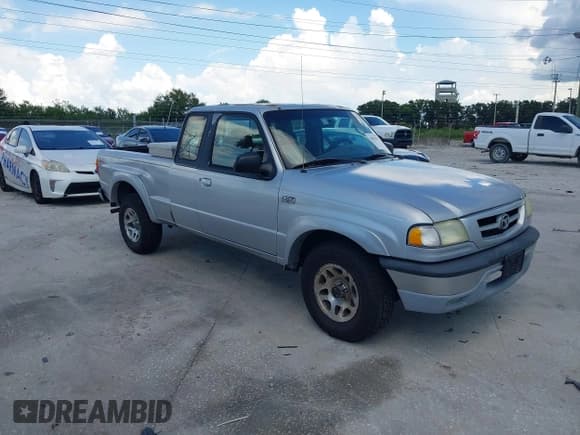 ✅ 2003 Mazda B-Series DS • VIN: 4F4YR16U73TM20390 • Lot: 43015910. Listed on IAAI with 228,882 mi. Free auction sales archive from the USA and detailed vehicle history report at DreamBid. Image 1.