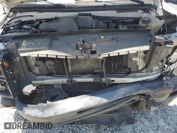 ✅ 2012 Ford Econoline Cargo Recreational • VIN: 1FTNE2EW4CDB37133 • Lot: 63547705. Wystawiony na Copart z przebiegiem 157 160 mil. Bezpłatny archiwum sprzedaży aukcyjnych z USA i szczegółowy raport historii pojazdu na DreamBid. Zdjęcie 11.