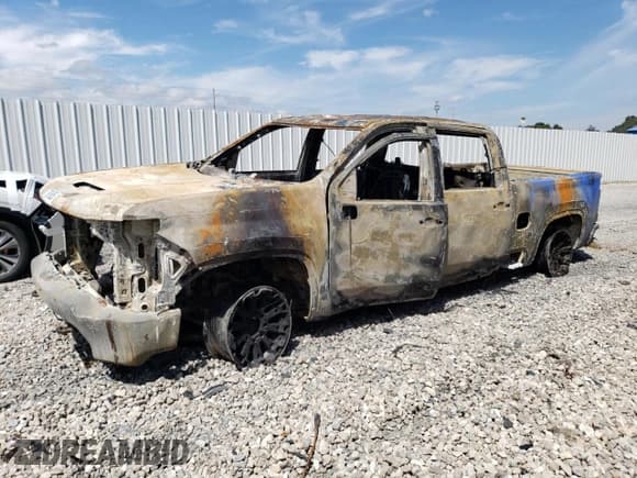 ✅ 2020 Chevrolet Silverado 2500HD Custom • VIN: 1GC4YME76LF336003 • Lot: 70910805. Wystawiony na Copart z przebiegiem Nie podano. Bezpłatny archiwum sprzedaży aukcyjnych z USA i szczegółowy raport historii pojazdu na DreamBid. Zdjęcie 1.