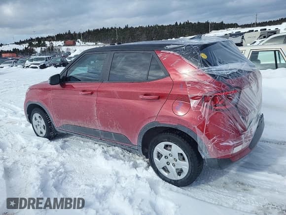 ✅ 2022 Hyundai Venue SE • VIN: KMHRB8A37NU208820 • Lot: 45515185. Listed on Copart with 57,270 mi. Free auction sales archive from the USA and detailed vehicle history report at DreamBid. Image 2.