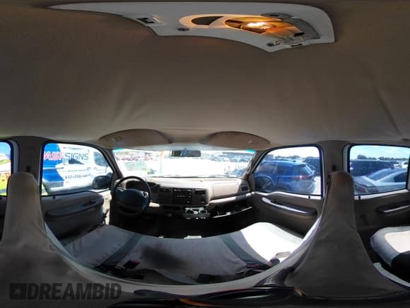 ✅ 1999 Ford F-250 XL • VIN: 1FTNW21S7XEB95334 • Lot: 43113361. Listed on IAAI with 219,093 mi. Free auction sales archive from the USA and detailed vehicle history report at DreamBid. Image 19.