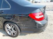 ✅ 2012 Mercedes-Benz C 300 Sport • VIN: WDDGF8BB8CR200219 • Lot: 42919703. Wystawiony na IAAI z przebiegiem 149 141 mil. Bezpłatny archiwum sprzedaży aukcyjnych z USA i szczegółowy raport historii pojazdu na DreamBid. Zdjęcie 6.