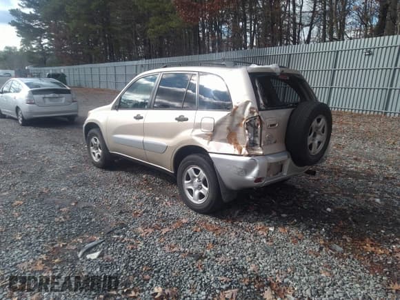 ✅ 2005 Toyota RAV4 • VIN: JTEHD20V850070248 • Lot: 35107940. Listed on IAAI with 171,796 mi. Free auction sales archive from the USA and detailed vehicle history report at DreamBid. Image 3.