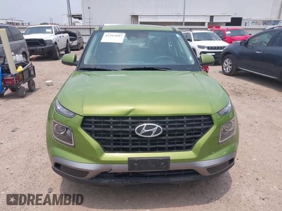 ✅ 2024 Hyundai Venue SE • VIN: KMHRB8A35RU301258 • Lot: 42313042. Listed on IAAI with 24,669 mi. Free auction sales archive from the USA and detailed vehicle history report at DreamBid. Image 12.