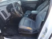 ✅ 2015 Chevrolet Colorado 2WD WT • VIN: 1GCHSAEAXF1226831 • Лот: 90935005. Опубликован ранее на Copart с пробегом 172 591 миль. Бесплатный доступ к архиву аукционных продаж из США и подробный отчёт об истории автомобиля на DreamBid. Изображение 7.