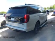 ✅ 2025 Ford Expedition Platinum • VIN: 1FMJU1M87SEA30788 • Lot: 42845273. Wystawiony na IAAI z przebiegiem 1 185 mil. Bezpłatny archiwum sprzedaży aukcyjnych z USA i szczegółowy raport historii pojazdu na DreamBid. Zdjęcie 4.