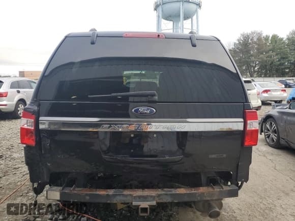 ✅ 2016 Ford Expedition XLT • VIN: 1FMJU1JT8GEF52331 • Lot: 80203265. Listed on Copart with 109,226 mi. Free auction sales archive from the USA and detailed vehicle history report at DreamBid. Image 6.