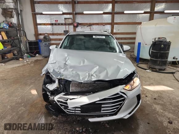 ✅ 2018 Hyundai Elantra SE • VIN: 5NPD74LF2JH267309 • Lot: 87262925. Listed on Copart with 163,012 mi. Free auction sales archive from the USA and detailed vehicle history report at DreamBid. Image 5.