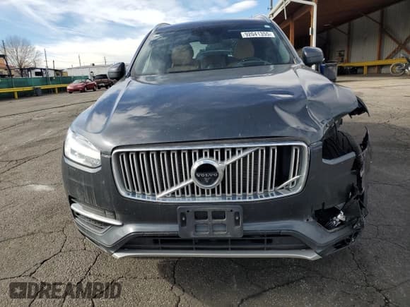 ✅ 2017 Volvo XC90 Inscription • VIN: YV4A22PL6H1171090 • Lot: 92041355. Listed on Copart with 145,308 mi. Free auction sales archive from the USA and detailed vehicle history report at DreamBid. Image 5.