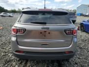 ✅ 2019 Jeep Compass Limited • VIN: 3C4NJCCB3KT675994 • Lot: 81872945. Wystawiony na Copart z przebiegiem 100 522 mil. Bezpłatny archiwum sprzedaży aukcyjnych z USA i szczegółowy raport historii pojazdu na DreamBid. Zdjęcie 6.