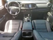 ✅ 2023 Toyota Tacoma Limited • VIN: 3TMGZ5ANXPM637772 • Лот: 63262695. Опубликован ранее на Copart с пробегом 18 352 миль. Бесплатный доступ к архиву аукционных продаж из США и подробный отчёт об истории автомобиля на DreamBid. Изображение 8.