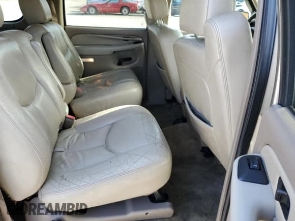 ✅ 2003 Chevrolet Suburban Z71 • VIN: 3GNFK16ZX3G236162 • Lot: 92666215. Listed on Copart with 336,835 mi. Free auction sales archive from the USA and detailed vehicle history report at DreamBid. Image 11.