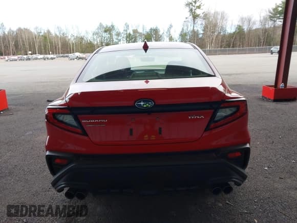 ✅ 2024 Subaru WRX Premium • VIN: JF1VBAH65R9815288 • Lot: 43695053. Listed on IAAI with 9,224 mi. Free auction sales archive from the USA and detailed vehicle history report at DreamBid. Image 16.