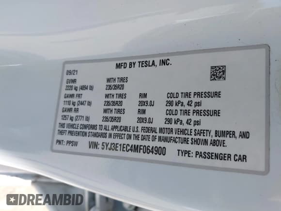 ✅ 2021 Tesla Model 3 Performance • VIN: 5YJ3E1EC4MF064900 • Lot: 42855761. Wystawiony na IAAI z przebiegiem 21 347 mil. Bezpłatny archiwum sprzedaży aukcyjnych z USA i szczegółowy raport historii pojazdu na DreamBid. Zdjęcie 9.