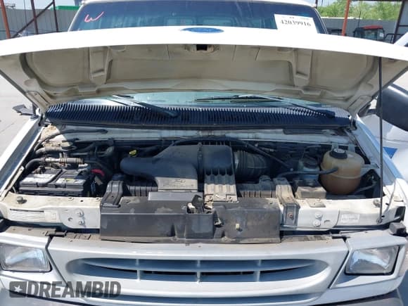 ✅ 2002 Ford Econoline Passenger XL • VIN: 1FBSS31LX2HA87024 • Лот: 42039916. Опубликован ранее на IAAI с пробегом 137 654 миль. Бесплатный доступ к архиву аукционных продаж из США и подробный отчёт об истории автомобиля на DreamBid. Изображение 10.