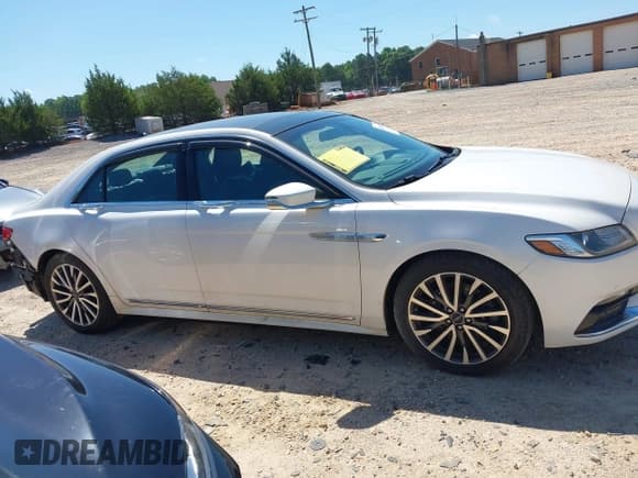 ✅ 2019 Lincoln Continental Select • VIN: 1LN6L9TK7K5601877 • Лот: 42522302. Опубликован ранее на IAAI с пробегом 39 834 миль. Бесплатный доступ к архиву аукционных продаж из США и подробный отчёт об истории автомобиля на DreamBid. Изображение 14.