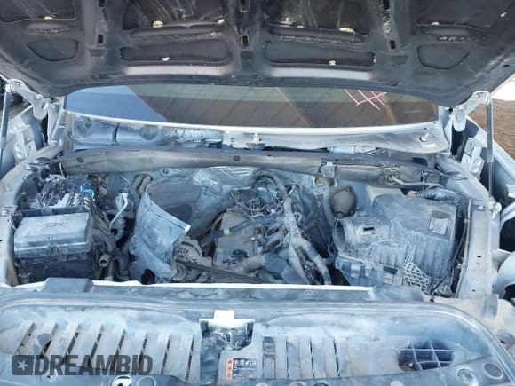 ✅ 2019 Chevrolet Silverado 1500 RST • VIN: 1GCUYEED6KZ148803 • Lot: 43494494. Wystawiony na IAAI z przebiegiem Nie podano. Bezpłatny archiwum sprzedaży aukcyjnych z USA i szczegółowy raport historii pojazdu na DreamBid. Zdjęcie 10.