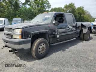 2004 Chevrolet Silverado 3500 DRW с VIN 1GCJK33144F107169, выставлен на аукционе Copart как лот 67276085 с пробегом 284 781 миль миль и Списание • Salvage title. История ставок и продаж доступна на DreamBid. Изображение 1.