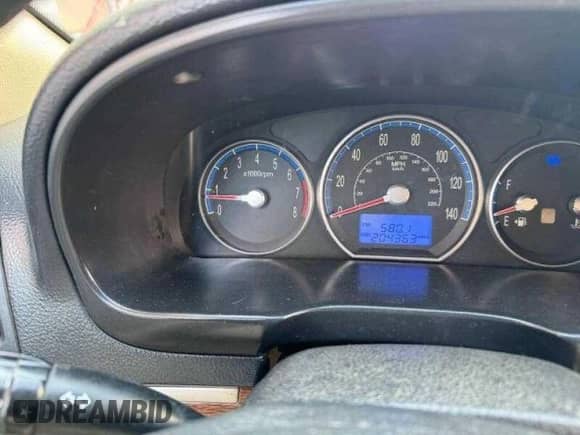 2009 Hyundai Santa Fe GLS z VIN 5NMSG73D19H325068, wystawiony jako Copart lot #72853704 z przebiegiem 204 363 mil mil oraz Czysty tytuł • Clean title. Historia ofert i sprzedaży dostępna na DreamBid. Obrazek 8.