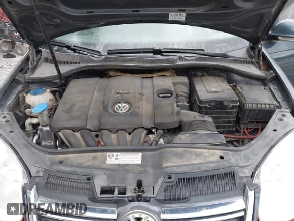 ✅ 2010 Volkswagen Jetta Limited Edition • VIN: 3VWAZ7AJ2AM113258 • Lot: 42204340. Listed on IAAI with 137,306 mi. Free auction sales archive from the USA and detailed vehicle history report at DreamBid. Image 10.